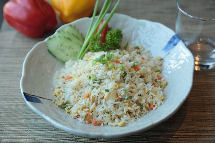 [KUIS] Pilih bahan favoritmu dan dapatkan resep nasi goreng termudah, pemula pasti bisa mencobanya