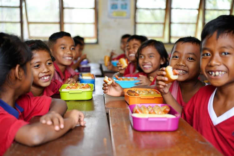 Memasak masakan mengunyah besok? ‘, Ini adalah jadwal sekolah 5 yang menyediakan 5 hari yang membuat anak -anak makan dengan baik